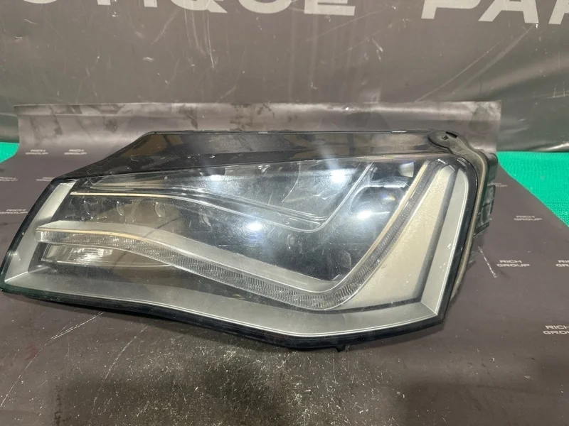 Фара Audi A8 2010 4H0941003 D4 CDRA, передняя левая