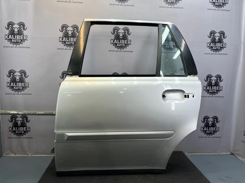 Дверь Volvo XC90 2011 31385354 2.4 D5244T18, задняя левая