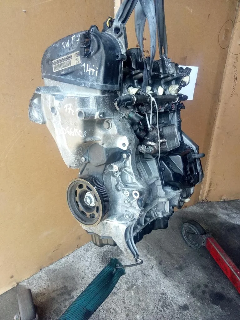 Двигатель Volkswagen Golf VII (5G) 2012-2019 2017 1,4 Ti Бензин МКПП Хэтчбек 5дв. Golf