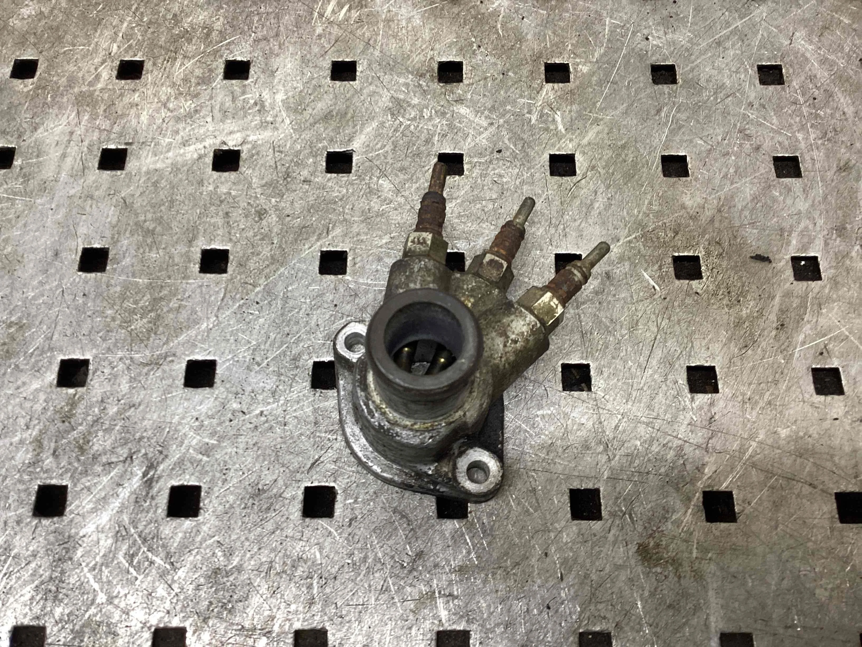 Подогреватель охлаждающей жидкости (антифриза) Audi A4 B5 (8D) 1994-1999 1998 1,9 TDi Дизель МКПП Седан. A4