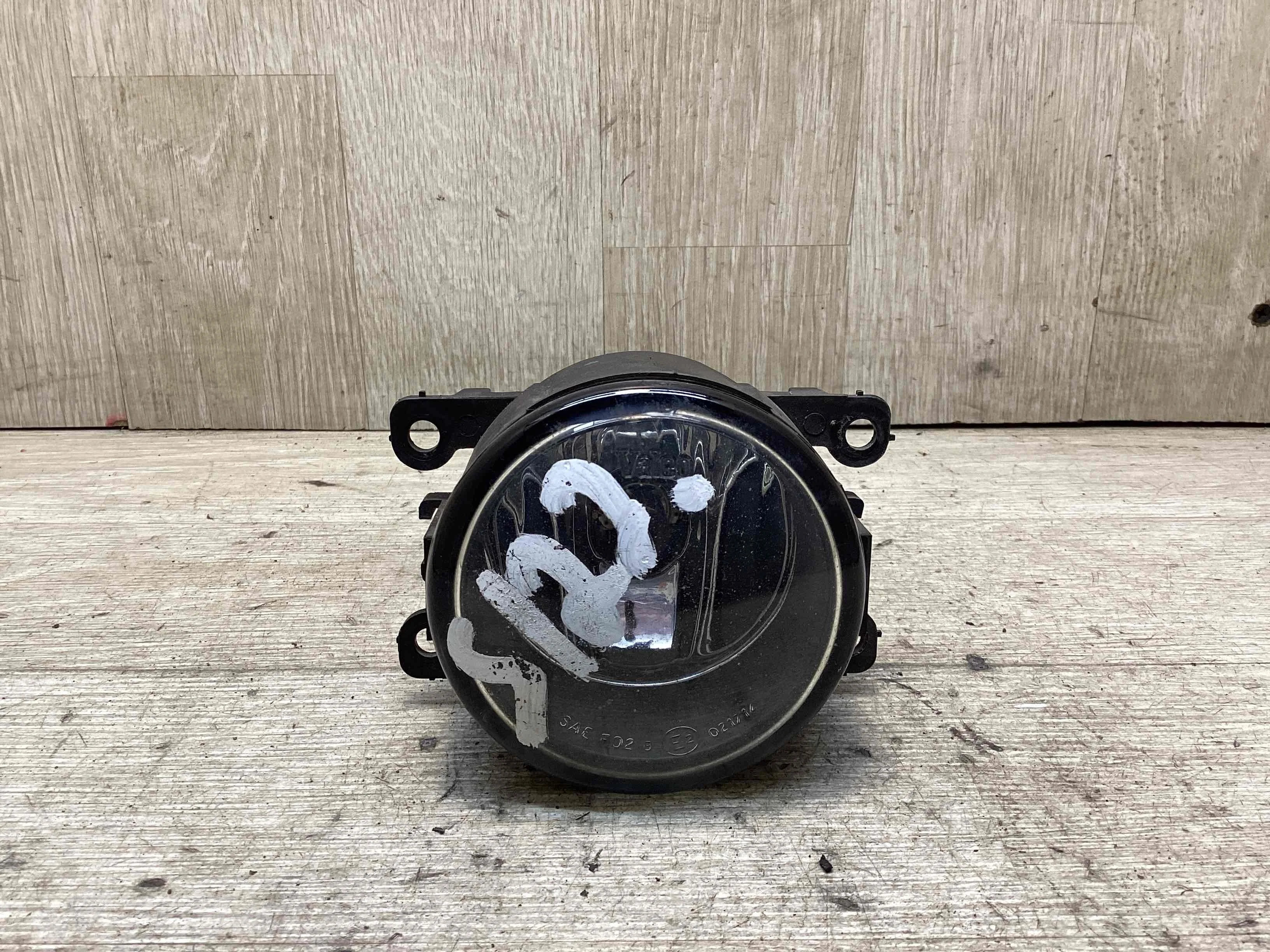 Фара противотуманная правая Renault Megane II 2002-2006 2003 2,0 i Бензин МКПП 6ст. Кабриолет. Megane