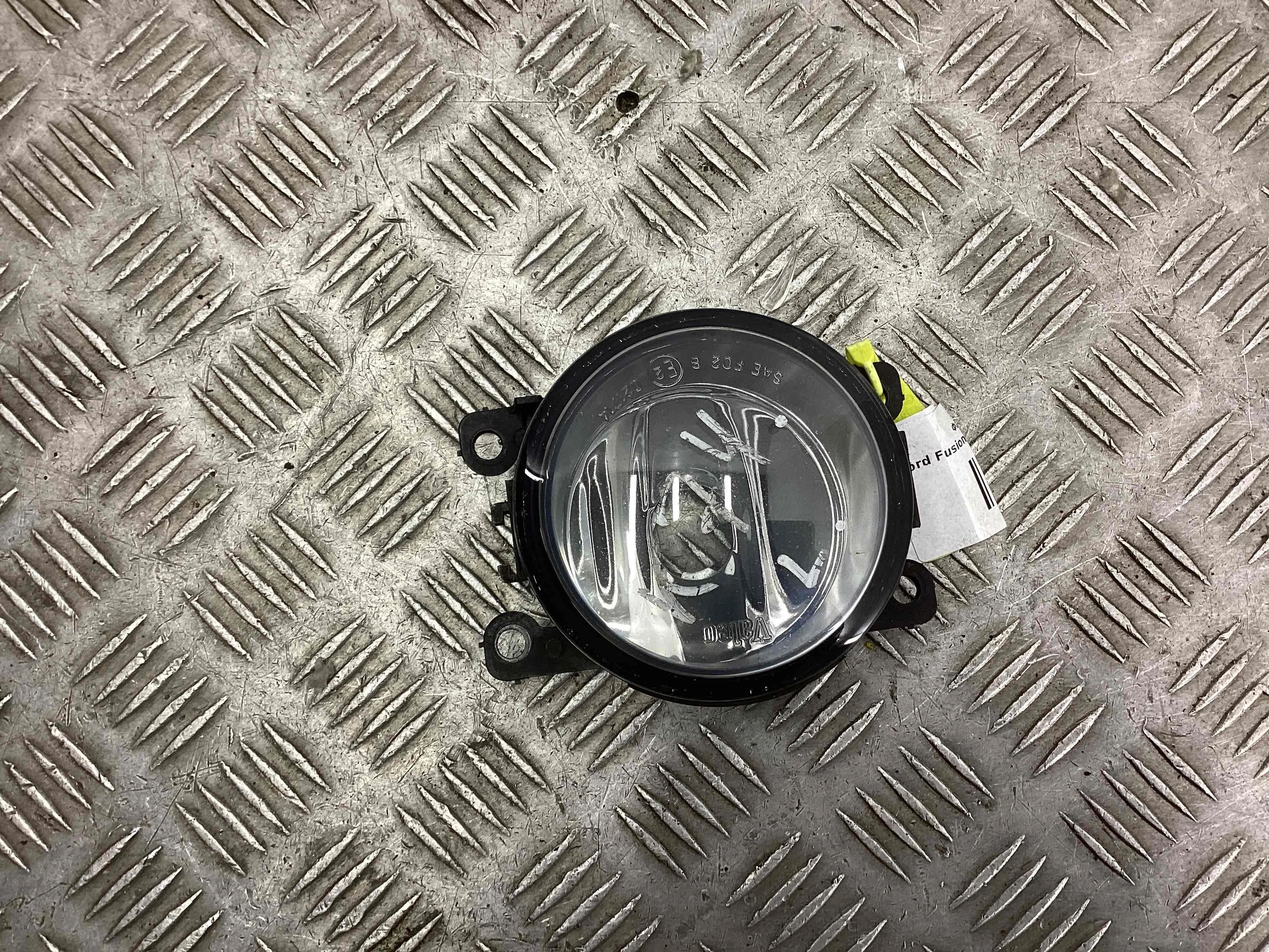 Фара противотуманная левая Ford Fusion (JU) 2005-2012 рестайлинг 2006 1,4 i Бензин МКПП 5ст. Хэтчбек 5дв. Fusion