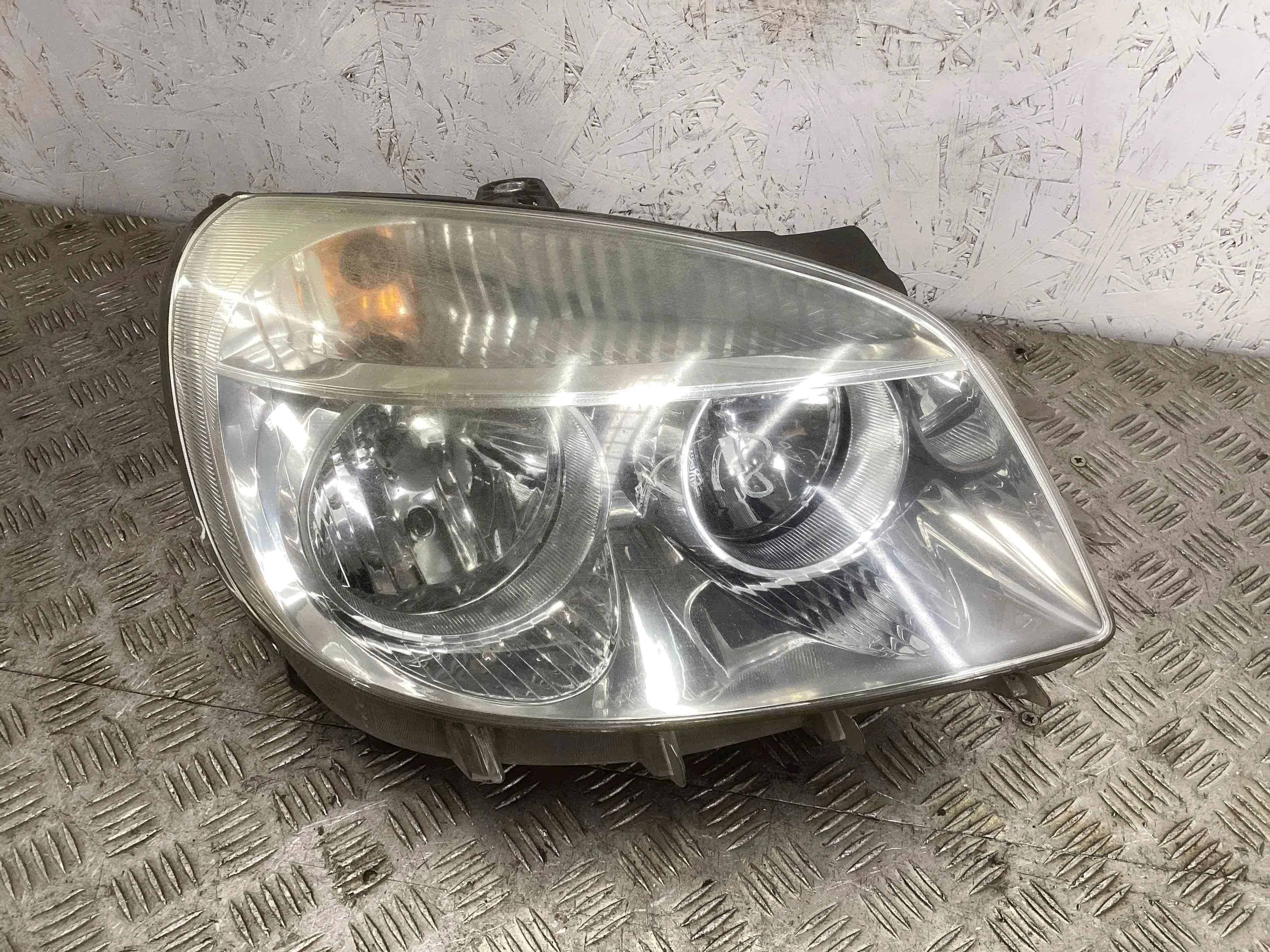 Фара правая Fiat Doblo I (223) 2005-2009 рестайлинг 2007 1,3 JTD Дизель МКПП 5ст. Фургон. Doblo