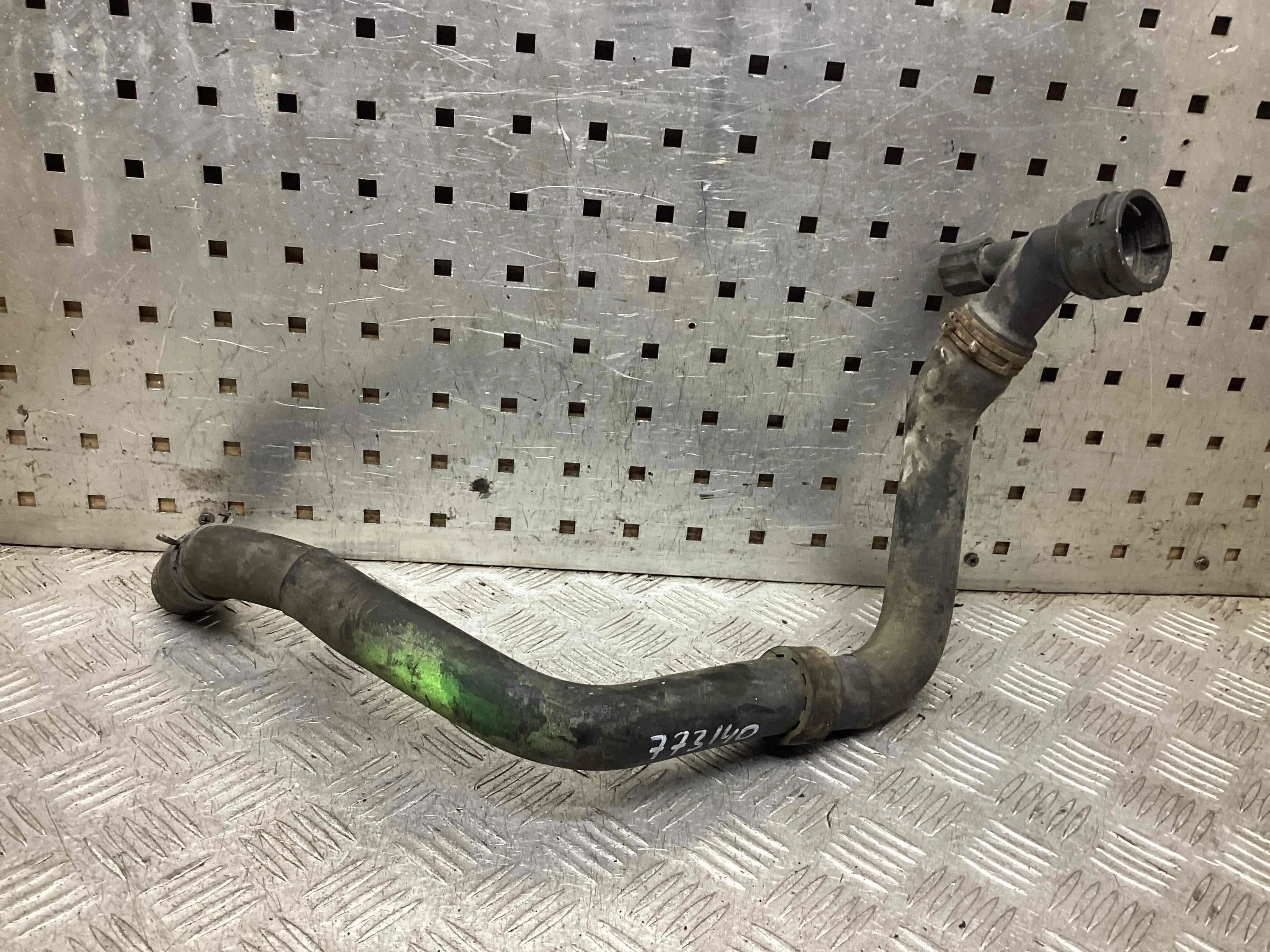 Патрубок радиатора Seat Ibiza III (6L) 2002-2008 2004 1,2 i Бензин МКПП 5ст. Хэтчбек 3дв. Ibiza