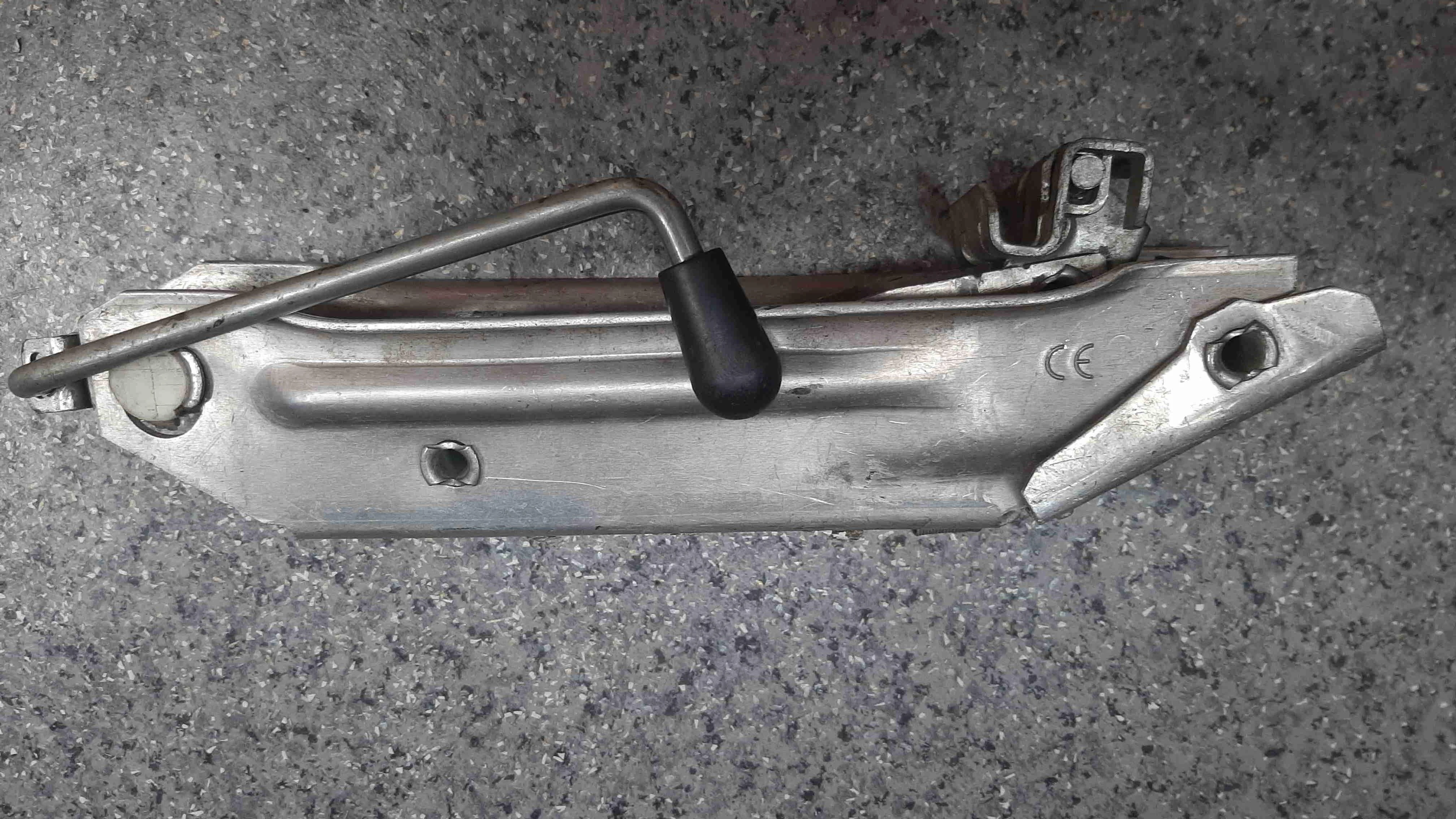 Домкрат Audi A3 I (8L) 1996-2000 1998 1,6 i Бензин МКПП Хэтчбек. A3