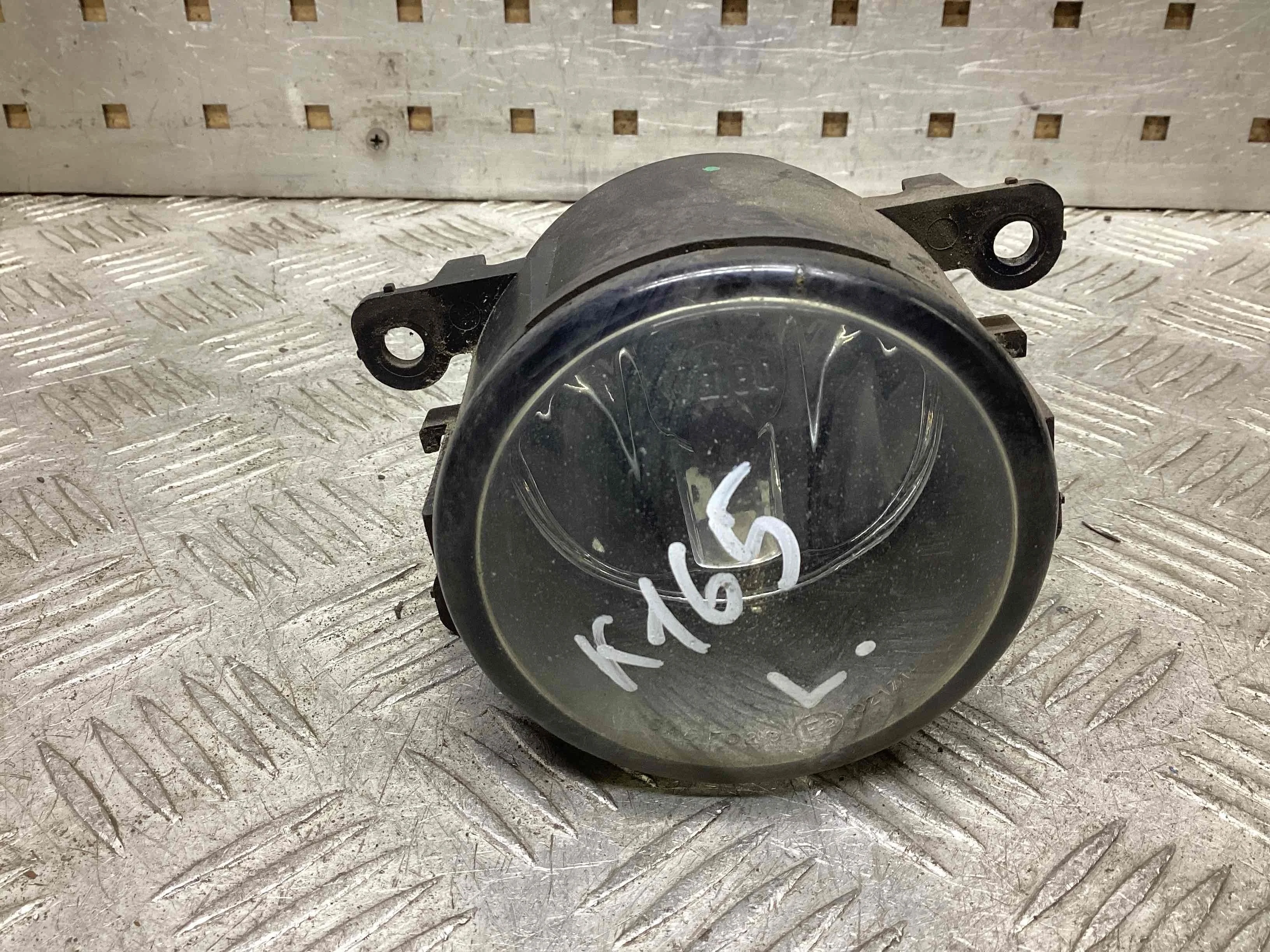 Фара противотуманная левая Renault Megane II 2002-2006 2005 1,9 DCi Дизель МКПП 5ст. Хэтчбек 5дв. Megane