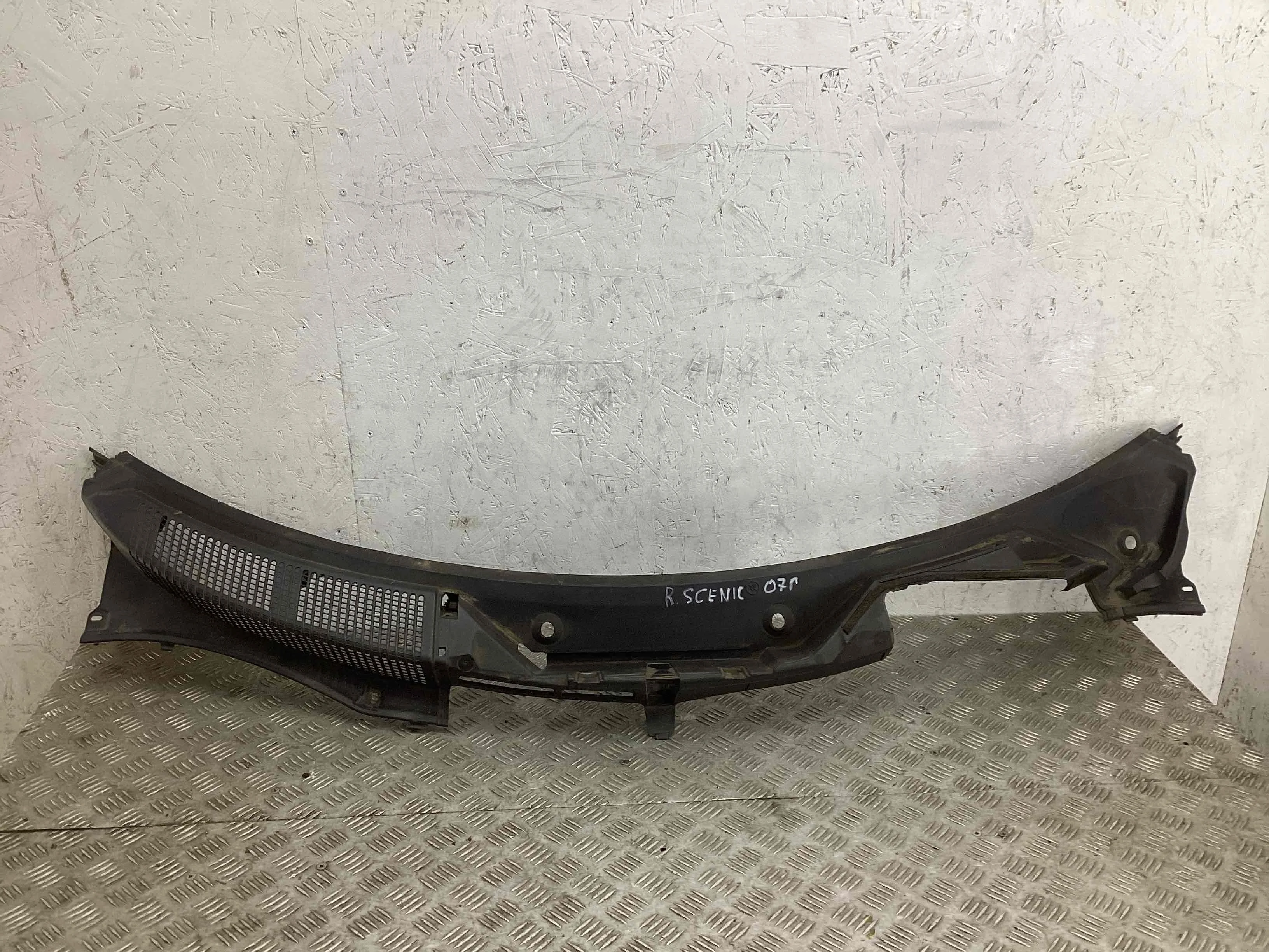 Дождевик Renault Scenic II (JM) 2006-2009 рестайлинг 2007      Scenic