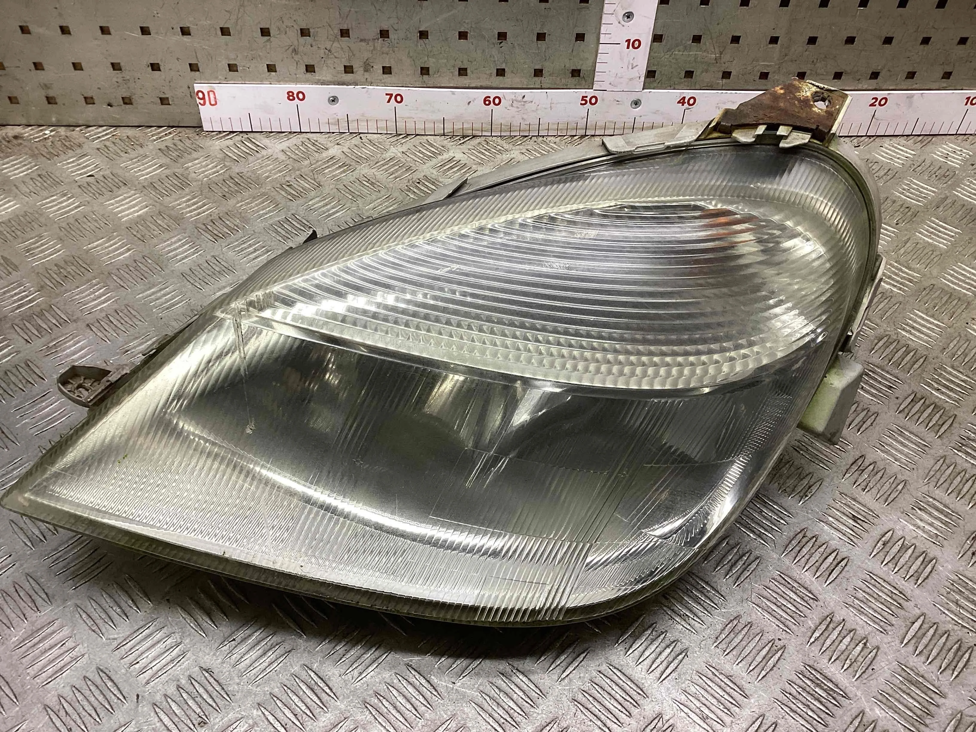 Фара левая Mercedes  2002 1,7 CDi Дизель МКПП Минивэн. Vaneo 2002-2005