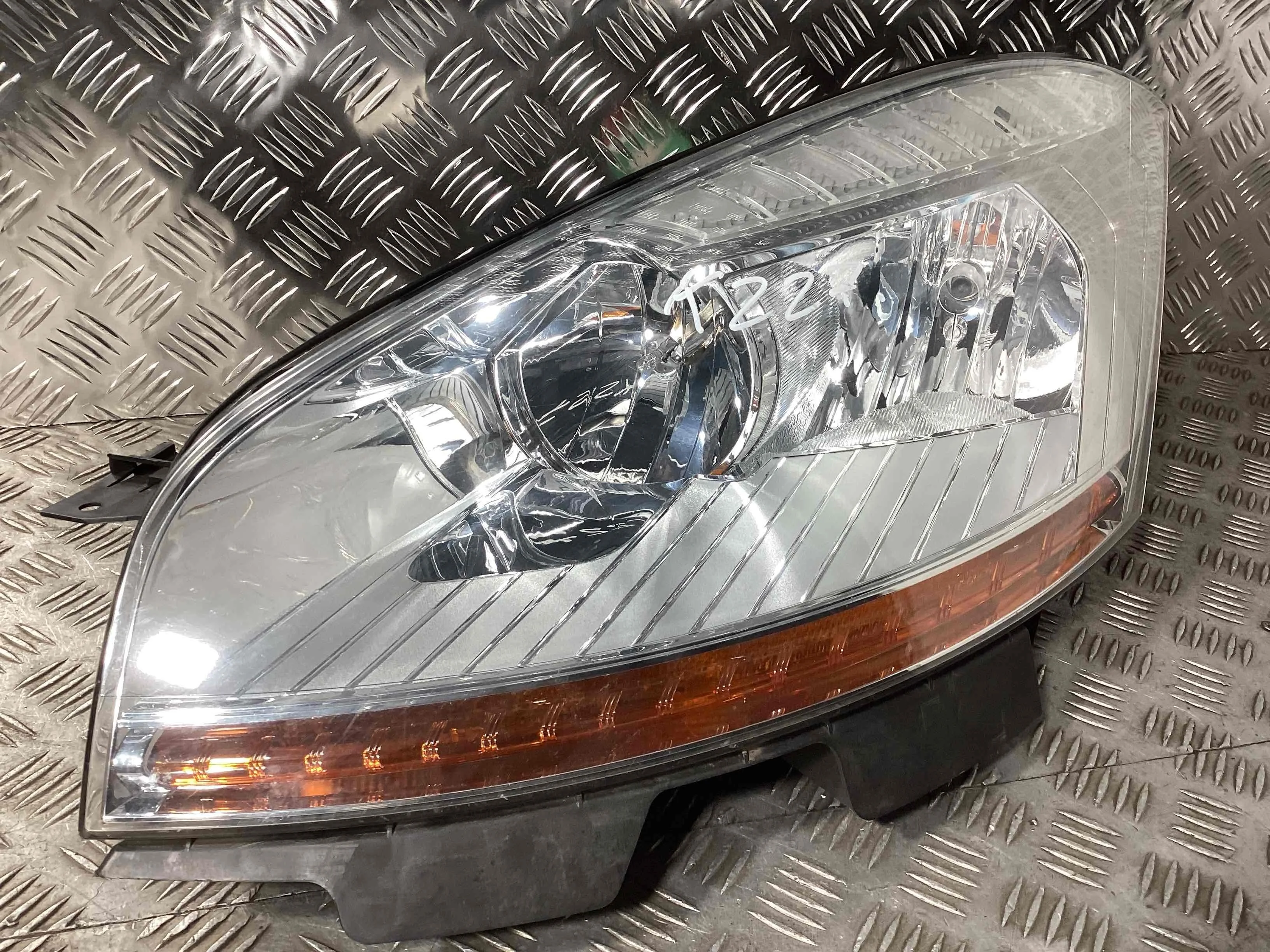 Фара левая Citroen C4 Picasso (UD) 2006-2013 2009 1,6 i Бензин МКПП 5ст. Минивэн. C4 Picasso