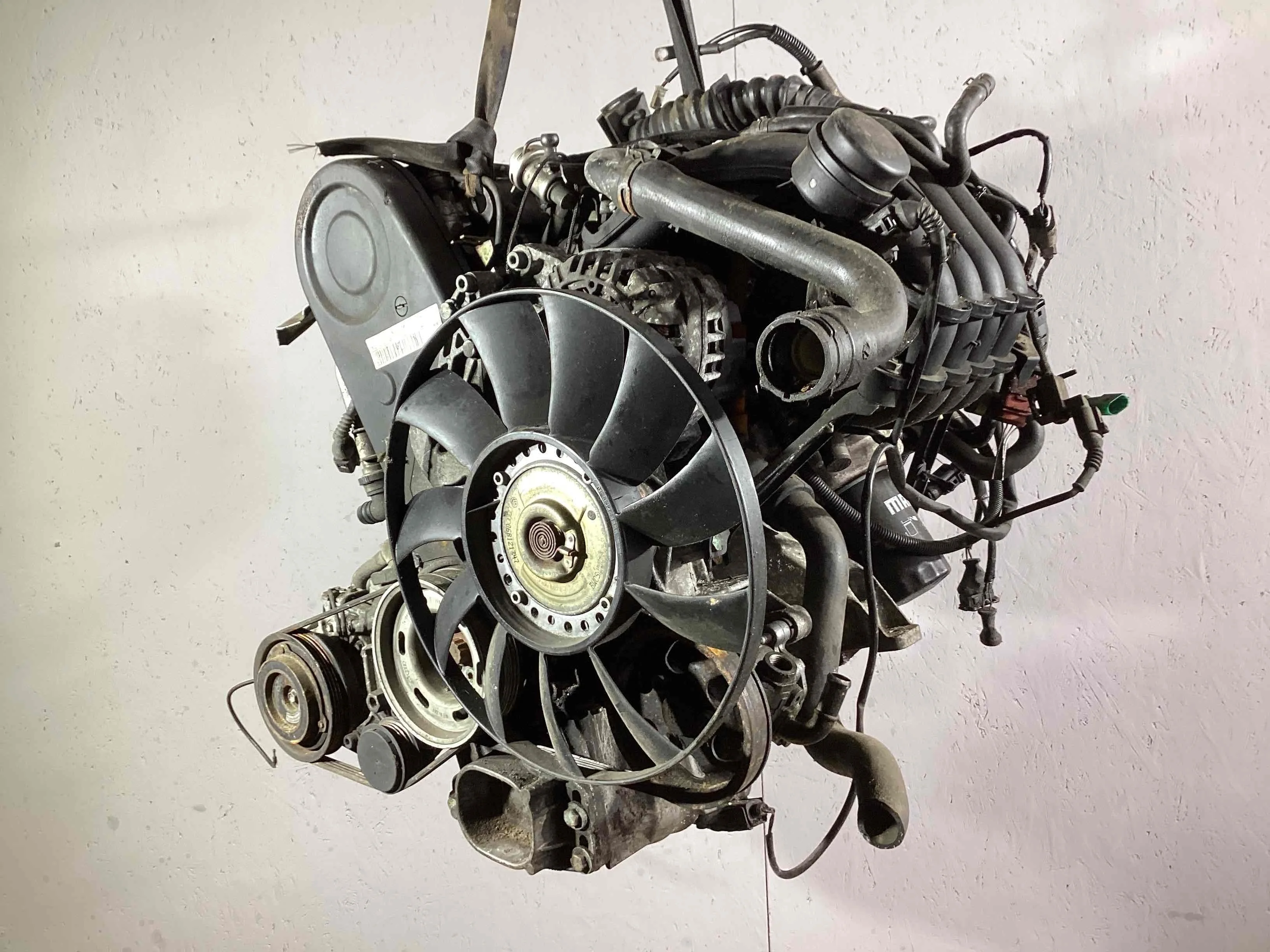 Двигатель Volkswagen Passat B6 (3C) 2005-2010 2006 1,6 i Бензин МКПП 5ст. Седан. Passat