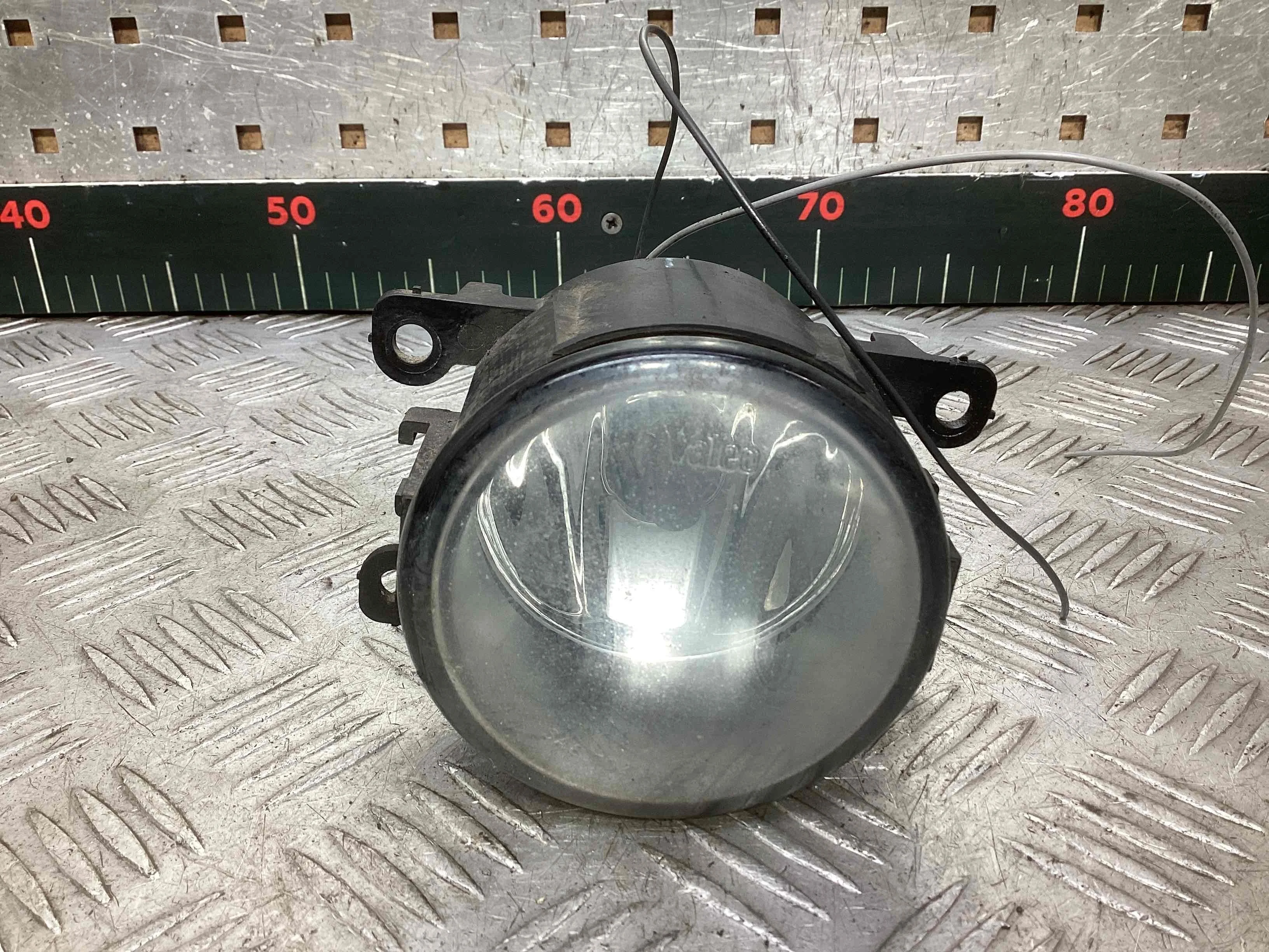 Фара противотуманная правая Renault Megane II 2002-2006 2004 1,9 DCi Дизель МКПП 6ст. Седан. Megane