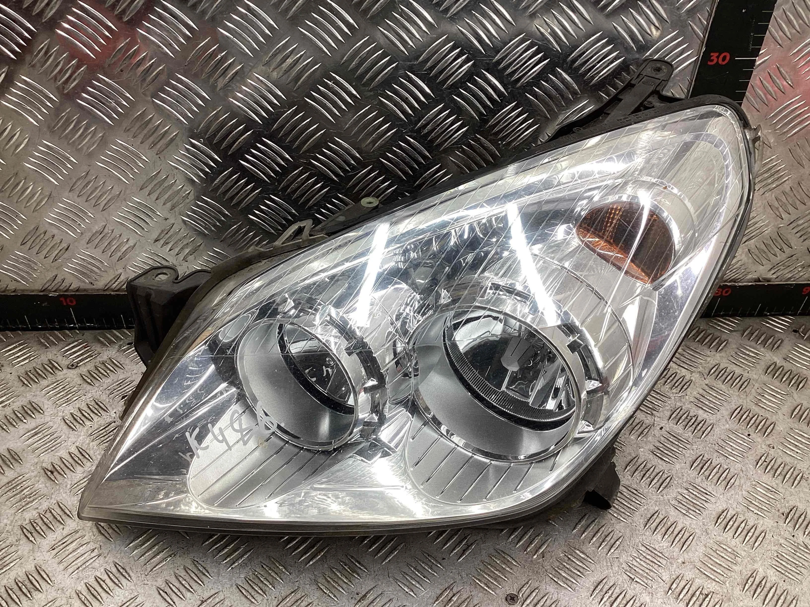 Фара левая Opel Astra H 2007-2010 рестайлинг 2010 1,7 CDTi Дизель МКПП 6ст. Универсал. Astra