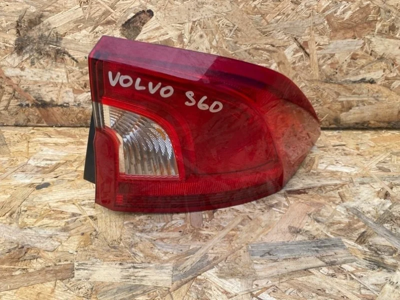 Фонарь задний правый VOLVO S60 2014