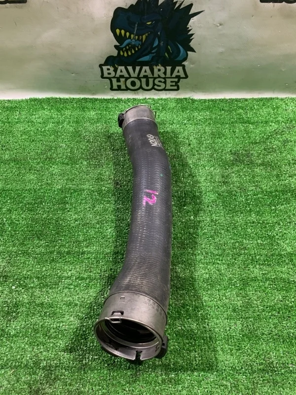 Патрубок интеркулера BMW 3 2012 13717597591 F30 N20B20B