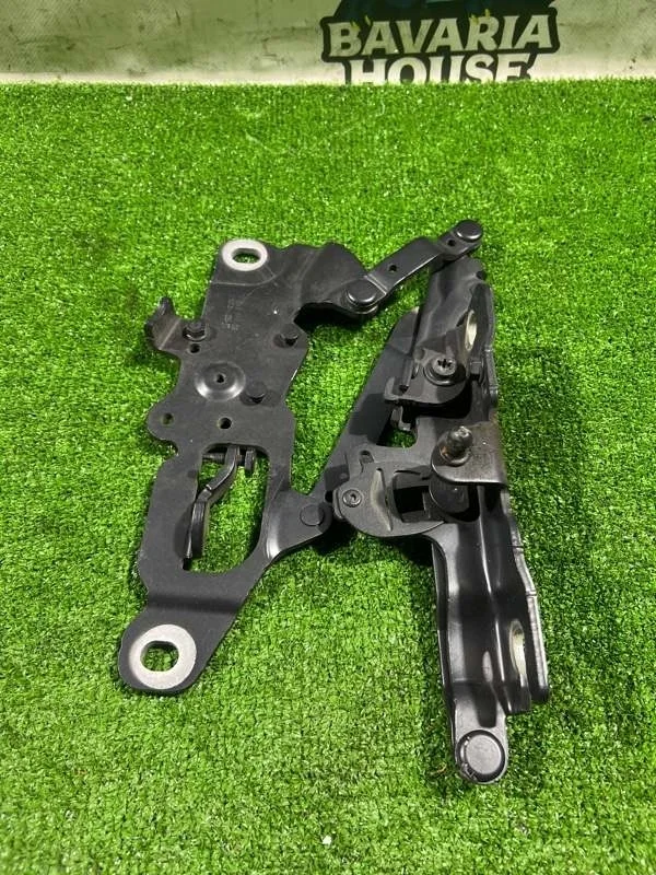 Петля капота левая BMW 5 2011 41007270883 F11 N52B30AF