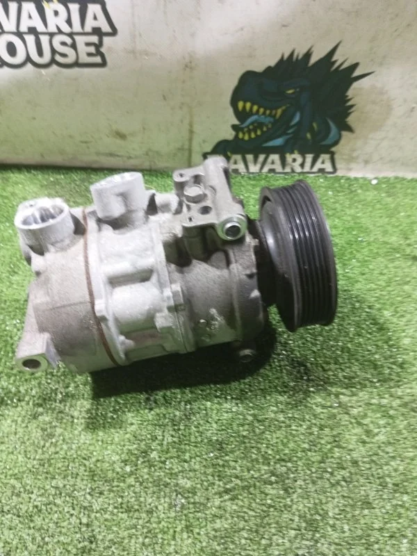 Компрессор кондиционера Audi a4 2013 8T0260805E B8 CDN
