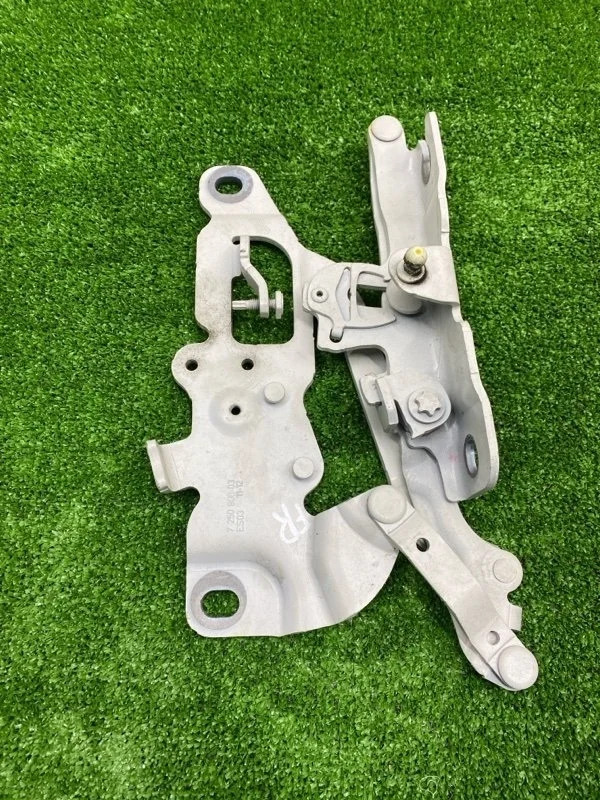 Петля капота правая BMW 7 2013 41617291702 F01 N55B30A