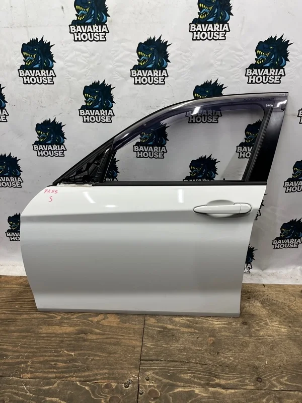 Дверь передняя левая BMW 1 2011 41007284511 F20 N13B16A