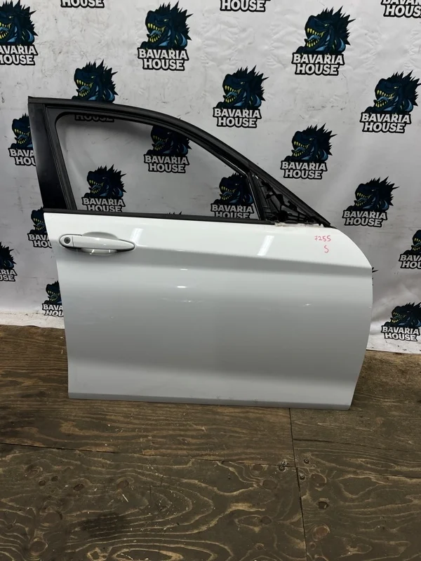 Дверь передняя правая BMW 1 2011 41007284512 F20 N13B16A