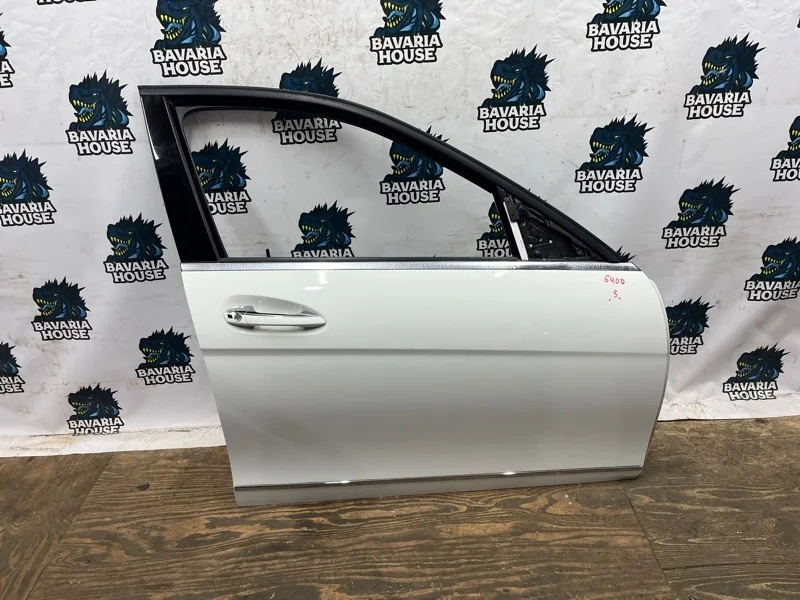Дверь передняя правая Mercedes-Benz C-class 2011 A2047200205 W204 271.860