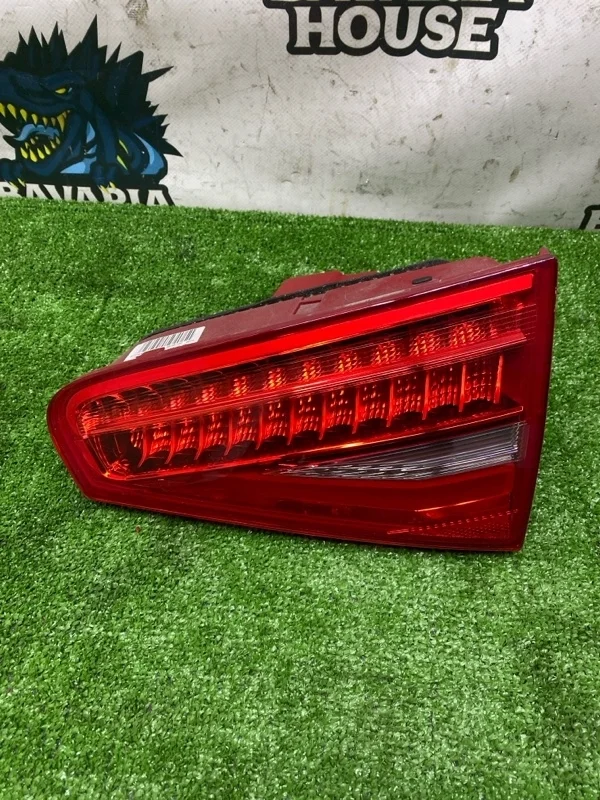 Фонарь в крышку багажника правый Audi A4 2013 8K5945094AC B8 CDN