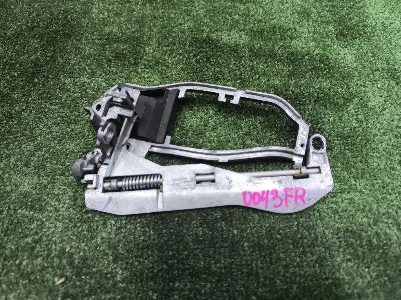 Кронштейн ручки двери BMW X5 2001 51218243616 E53 M54B30, передний правый