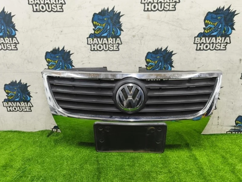 Решетка радиатора volkswagen Passat 2007 3C0853651A B6 BZB