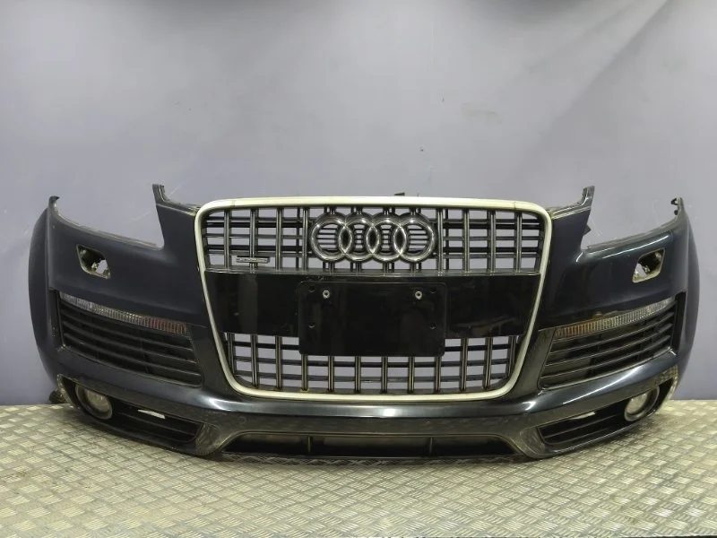 Бампер передний Audi q7 2008 4L0807105C 4LB BHK