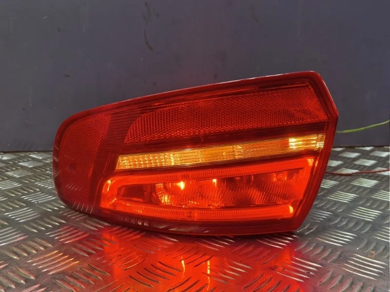 Фонарь задний правый Audi A3 2008 8P4945096E 8P CCZ