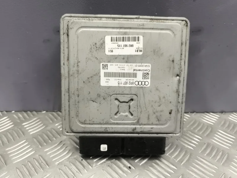 Блок управления двигателем Audi Q5 2014 8R2907115 8R CNC