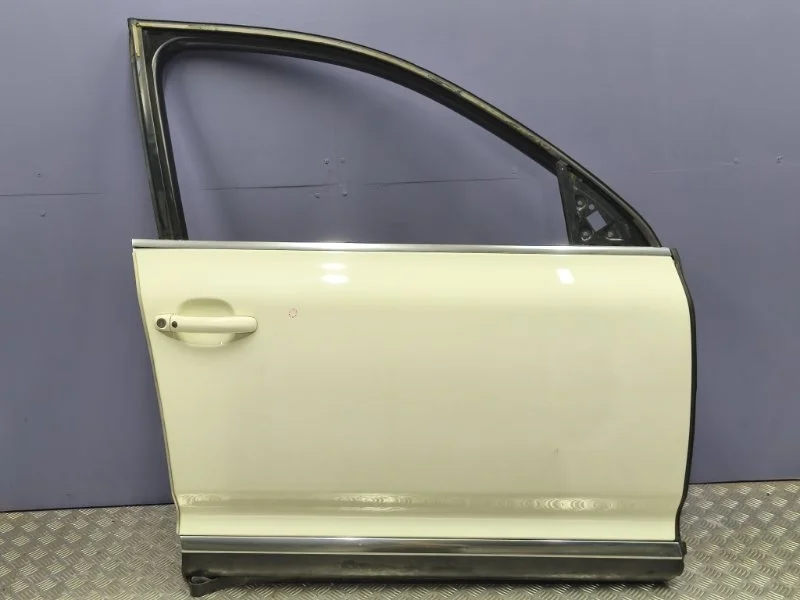Дверь передняя правая volkswagen Touareg 2007 7L0831056L 7L BHK