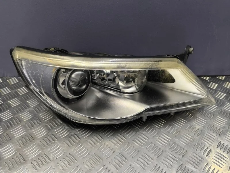 Фара правая volkswagen Tiguan 2009 5N2941040H 5N1 CAW
