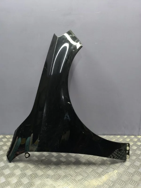 Крыло переднее правое Mercedes-Benz A-Class 2013 A1768810201 W176 270.910