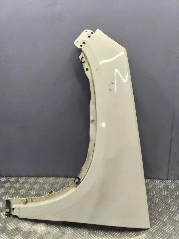 Крыло переднее левое volkswagen Tiguan 2009 5N0821105A 5N1 CAW