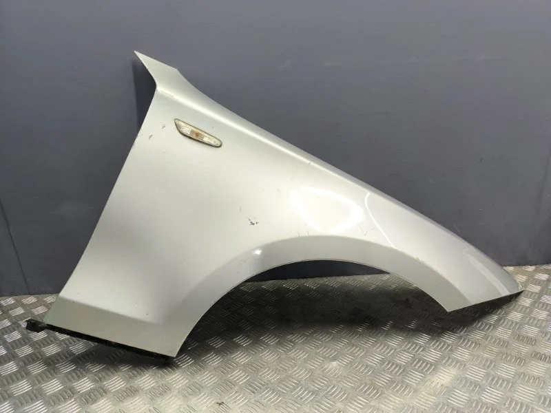 Крыло переднее правое BMW 1 2009 41357133228 E82 N54B30A