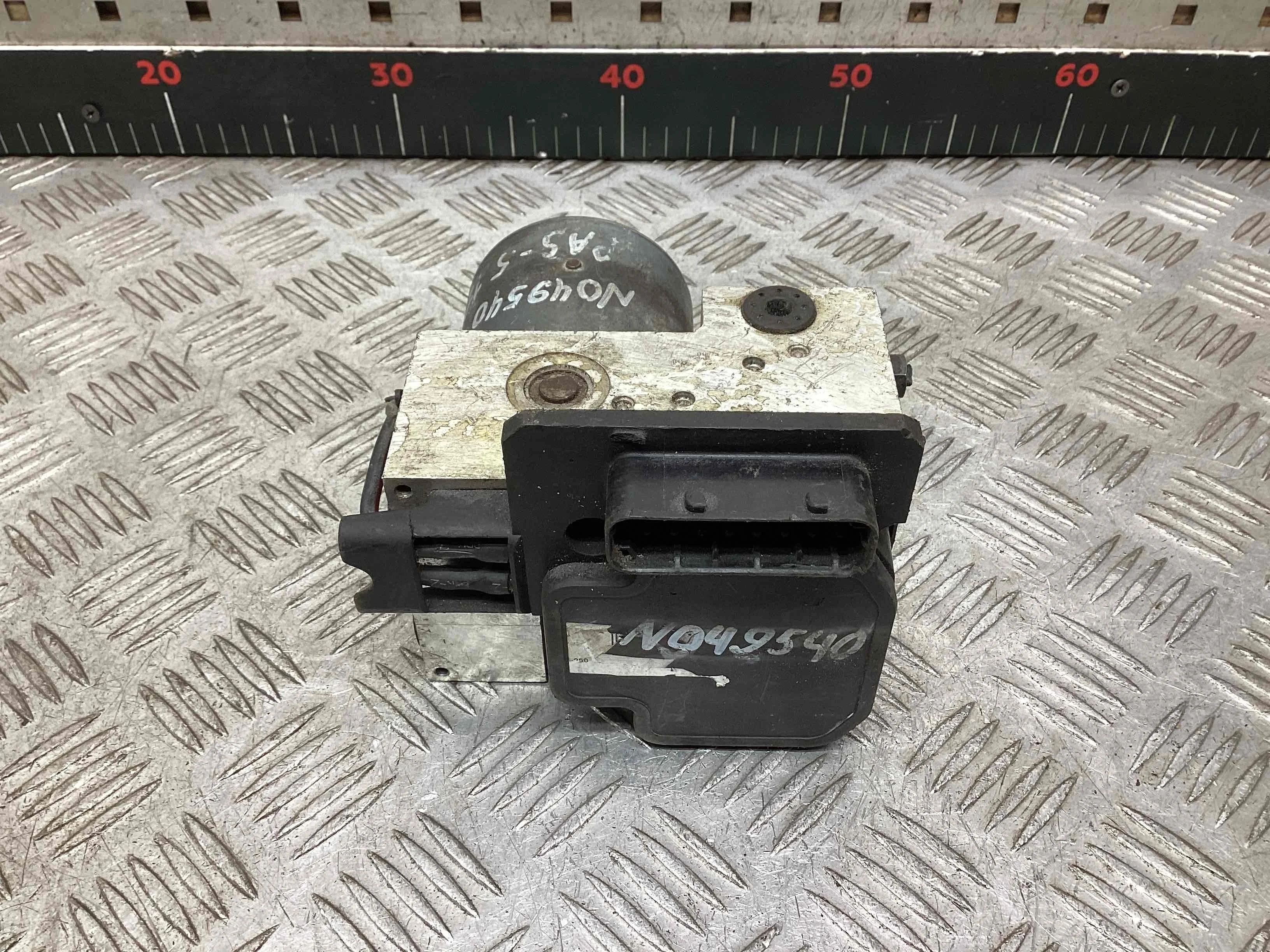 Блок ABS Volkswagen Passat Passat B5 (3B) 1996-2000 2000 1,6 i Бензин МКПП 5ст. Универсал.