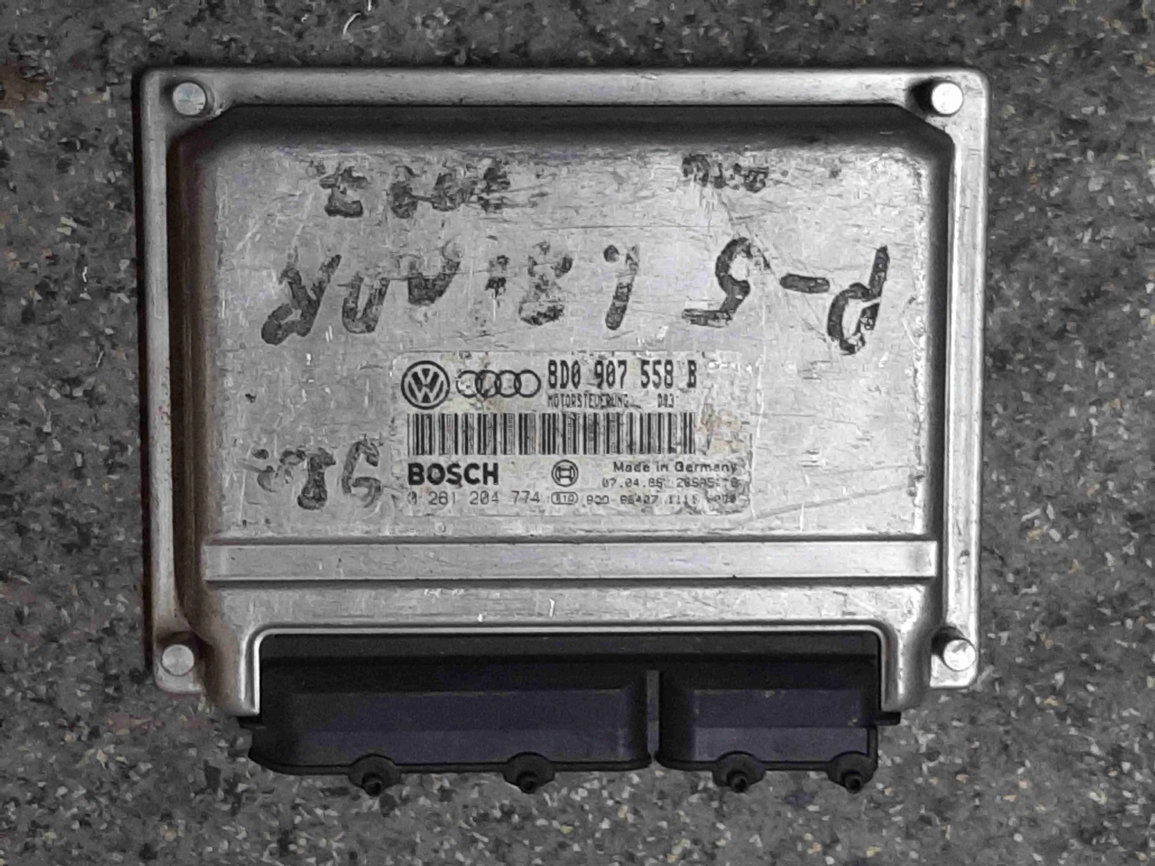 Блок управления двигателем Volkswagen Passat Passat B5 (3B) 1996-2000 1998 1,8 i Бензин МКПП Седан.