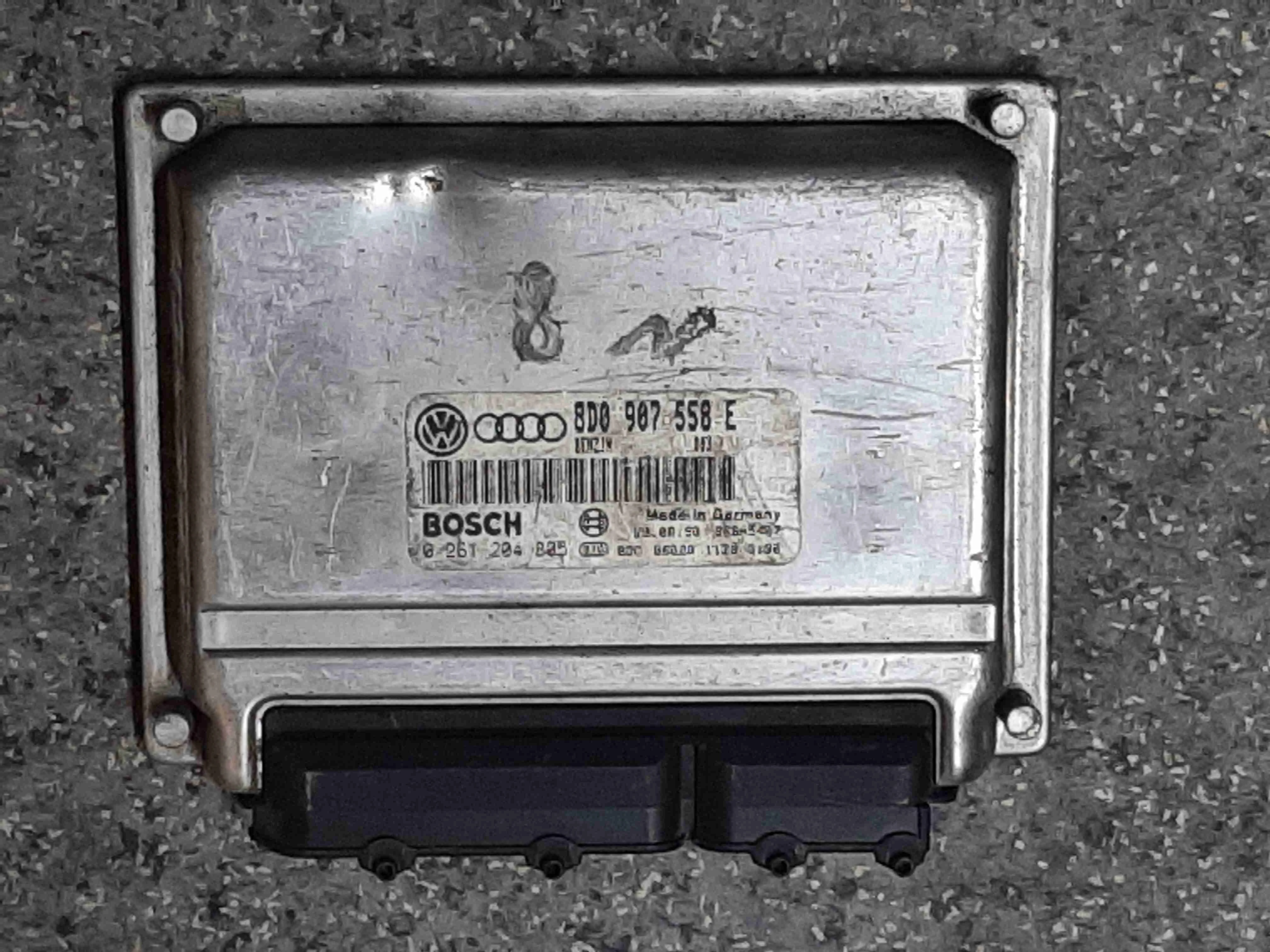 Блок управления двигателем Volkswagen Passat Passat B5 (3B) 1996-2000 1999 1,8 Ti Бензин