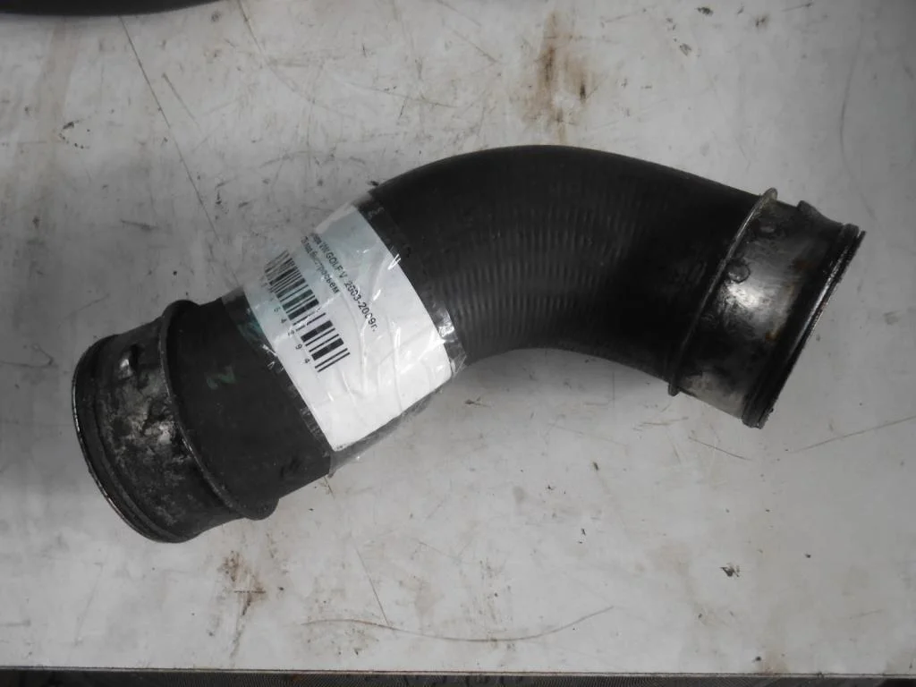 Патрубок интеркулера Volkswagen Golf Golf V (1K) 2004-2009 2004 2,0 TDi Дизель
