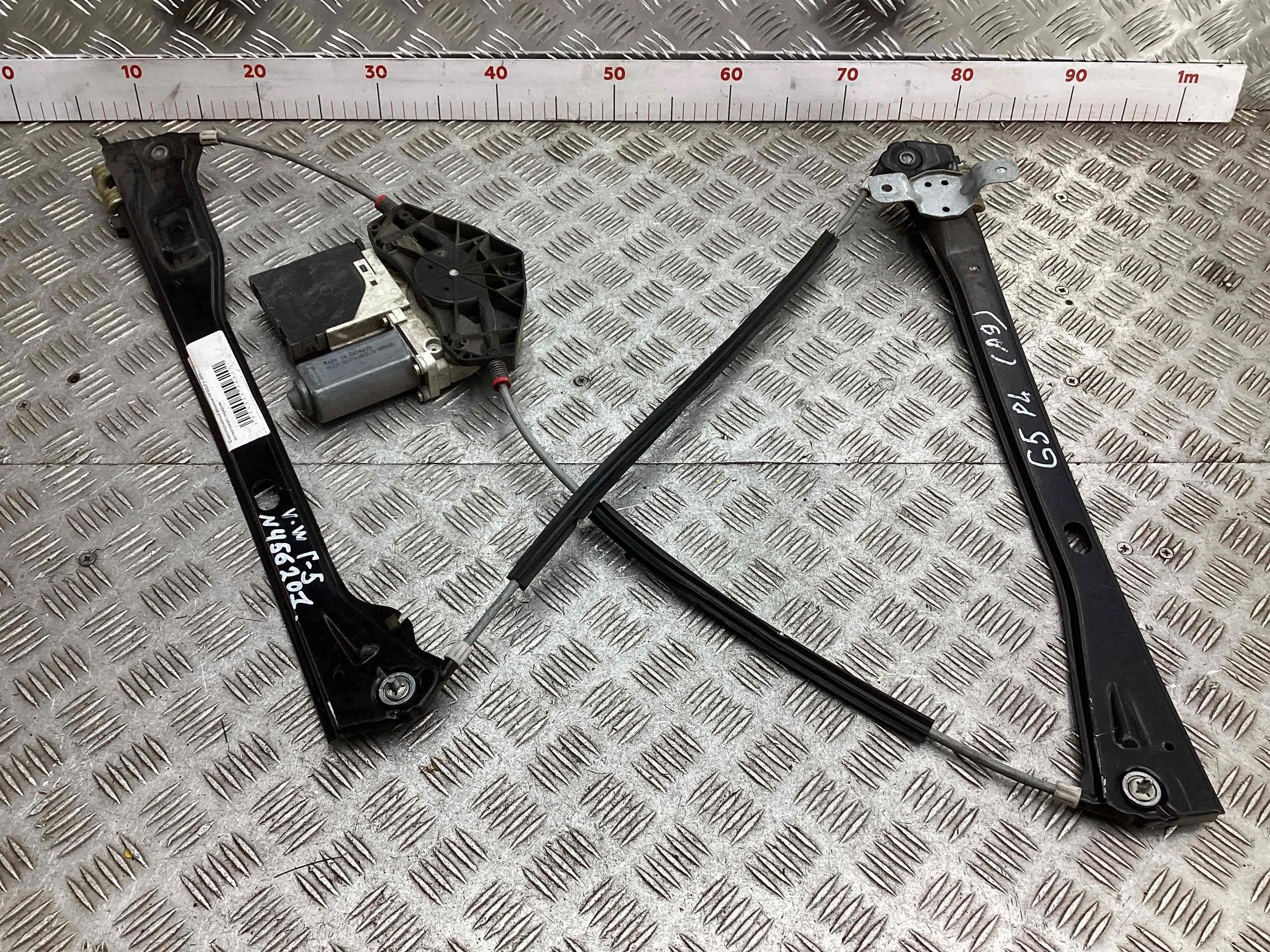 Стеклоподъемник передний левый Volkswagen Golf Golf V (1K) 2004-2009 2005 1,6 i Бензин МКПП Хэтчбек.