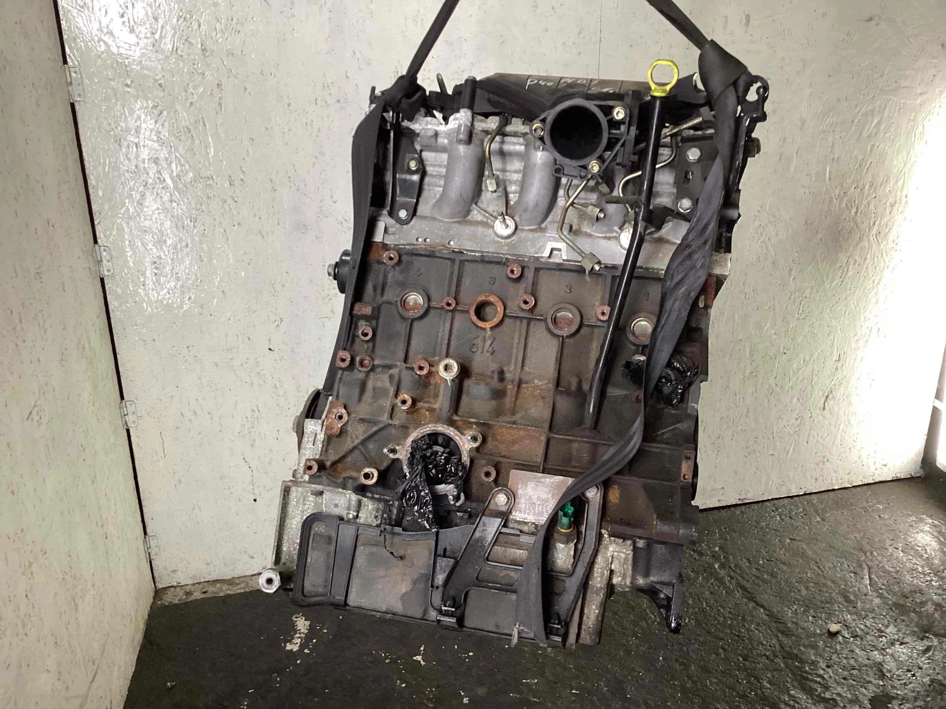 Двигатель Peugeot 407 407 2004-2010 2006 2,0 HDi Дизель МКПП Седан.