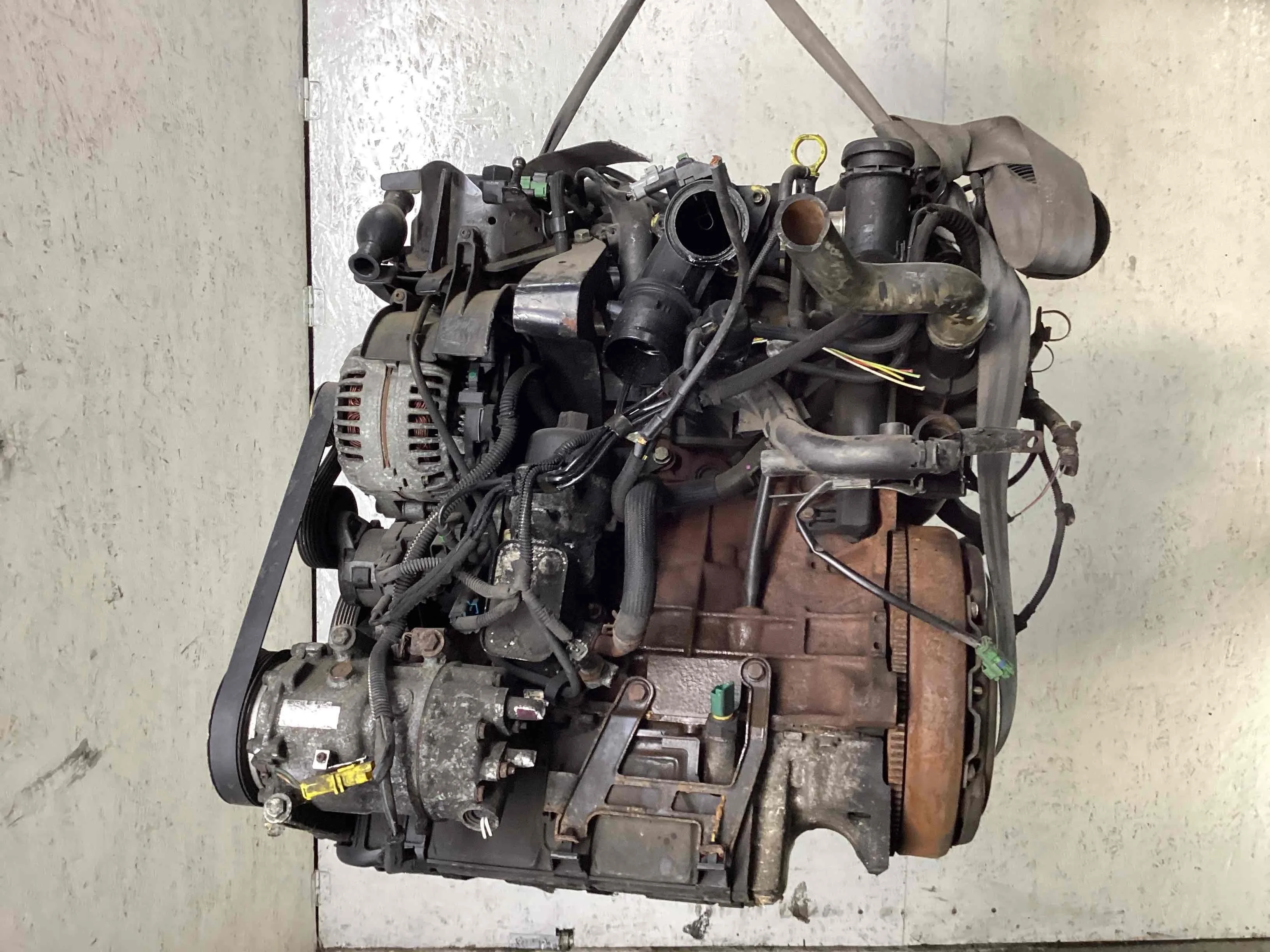 Двигатель Peugeot 407 407 2004-2010 2006 2,0 HDi Дизель МКПП Седан.