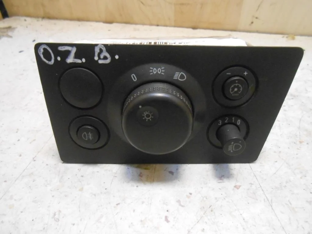 Переключатель света Opel Zafira Zafira B 2005-2008 2006 1,8 i Бензин МКПП Минивэн.