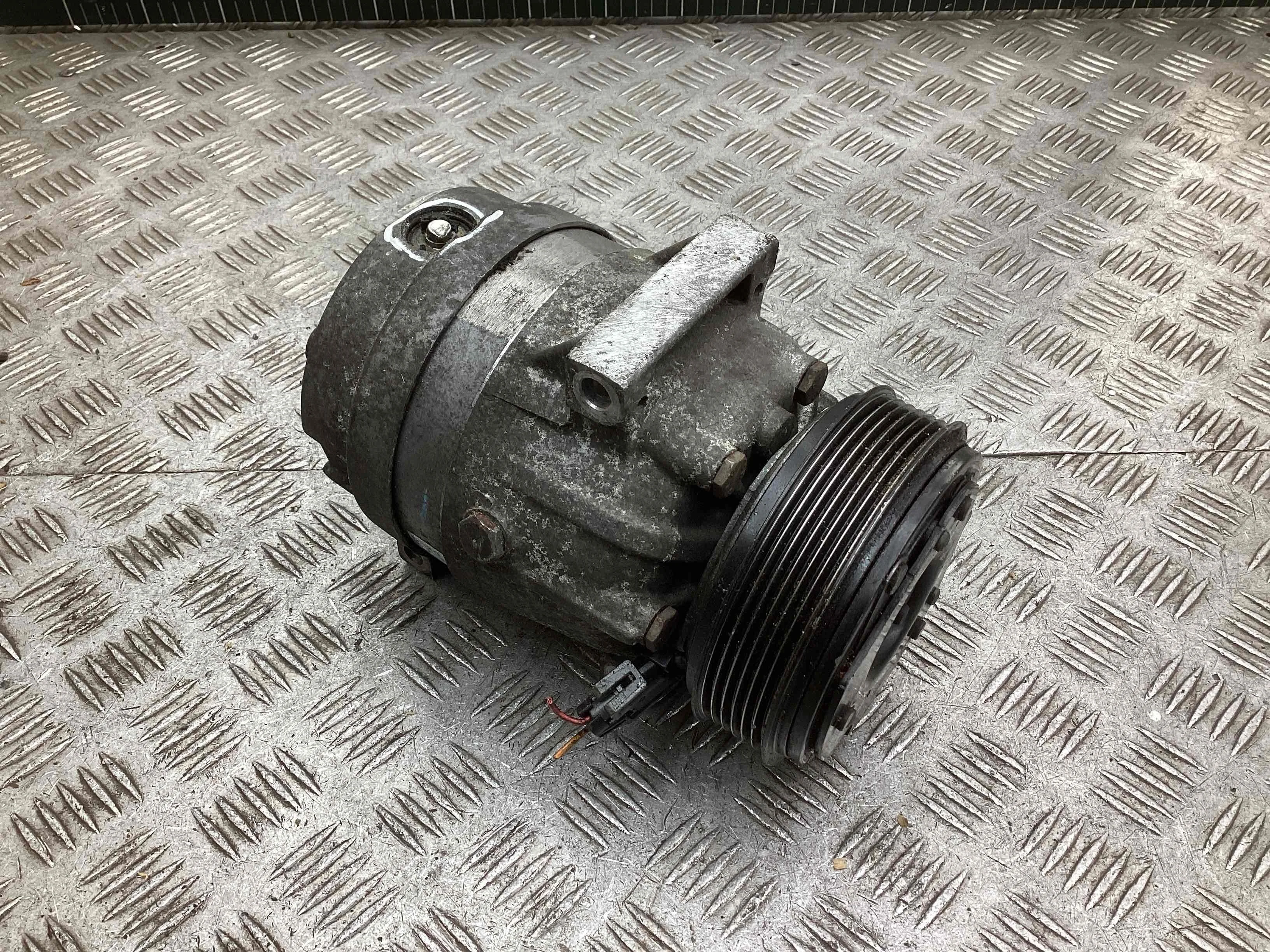 Компрессор кондиционера Renault Laguna Laguna II (X74) 2001-2005 2003 2,2 DCi Дизель МКПП Универсал.
