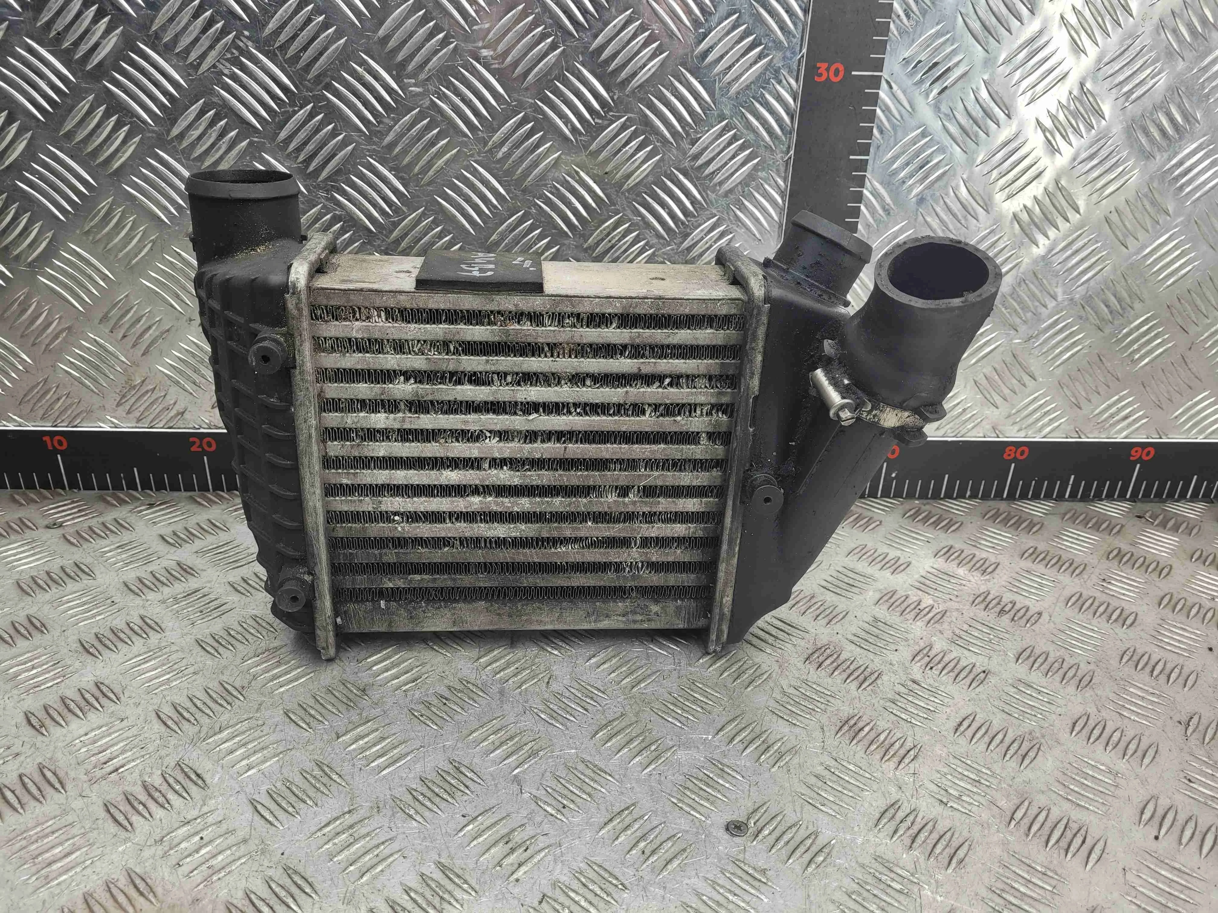 Интеркулер Audi A4 A4 B7 (8EC, 8ED) 2004-2008 2005 2,5 TDi Дизель АКПП Универсал.
