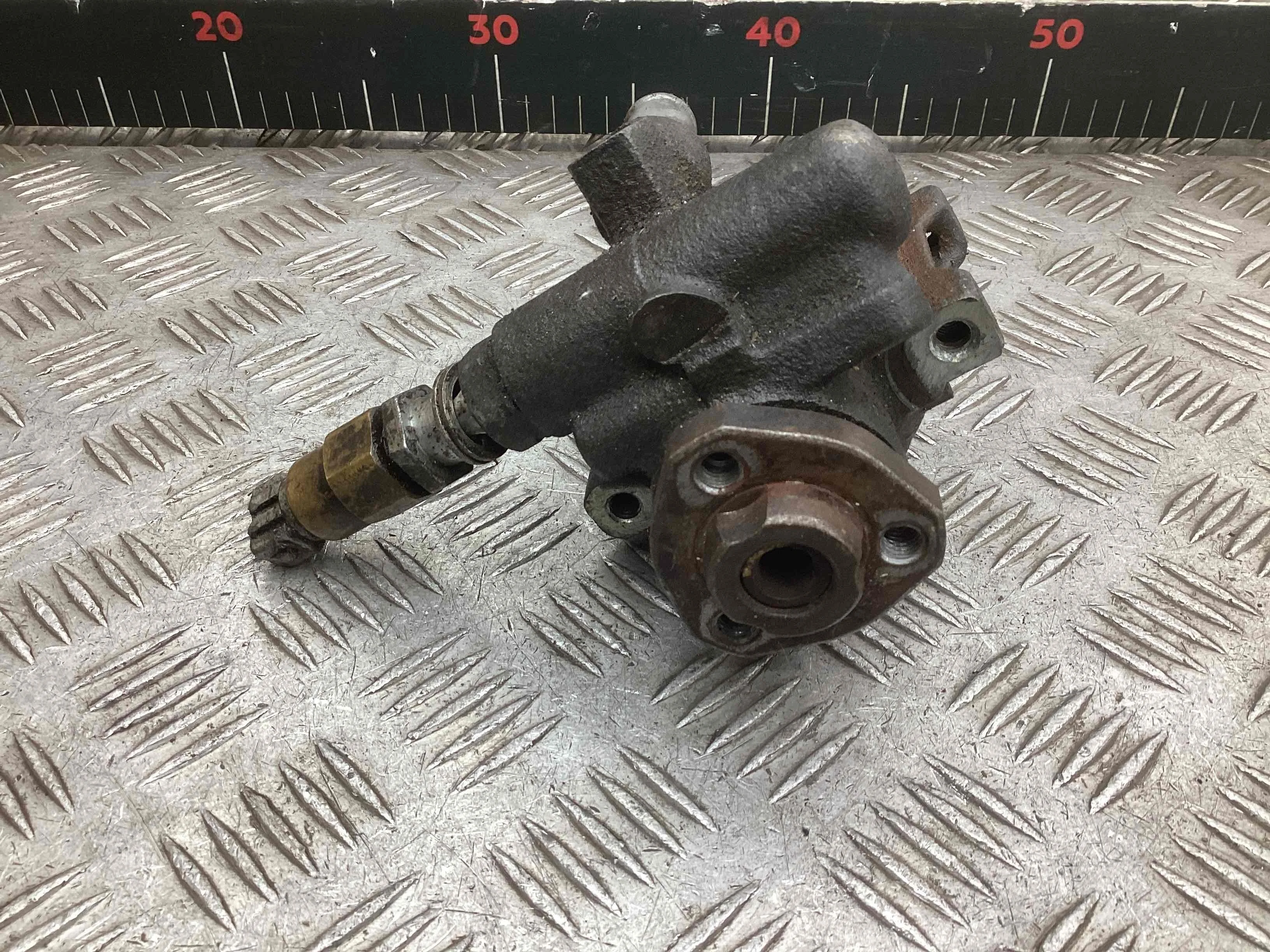 Насос гидроусилителя руля Volkswagen Golf Golf IV (1J) 1997-2004 1998 1,8 Ti Бензин МКПП Хэтчбек.