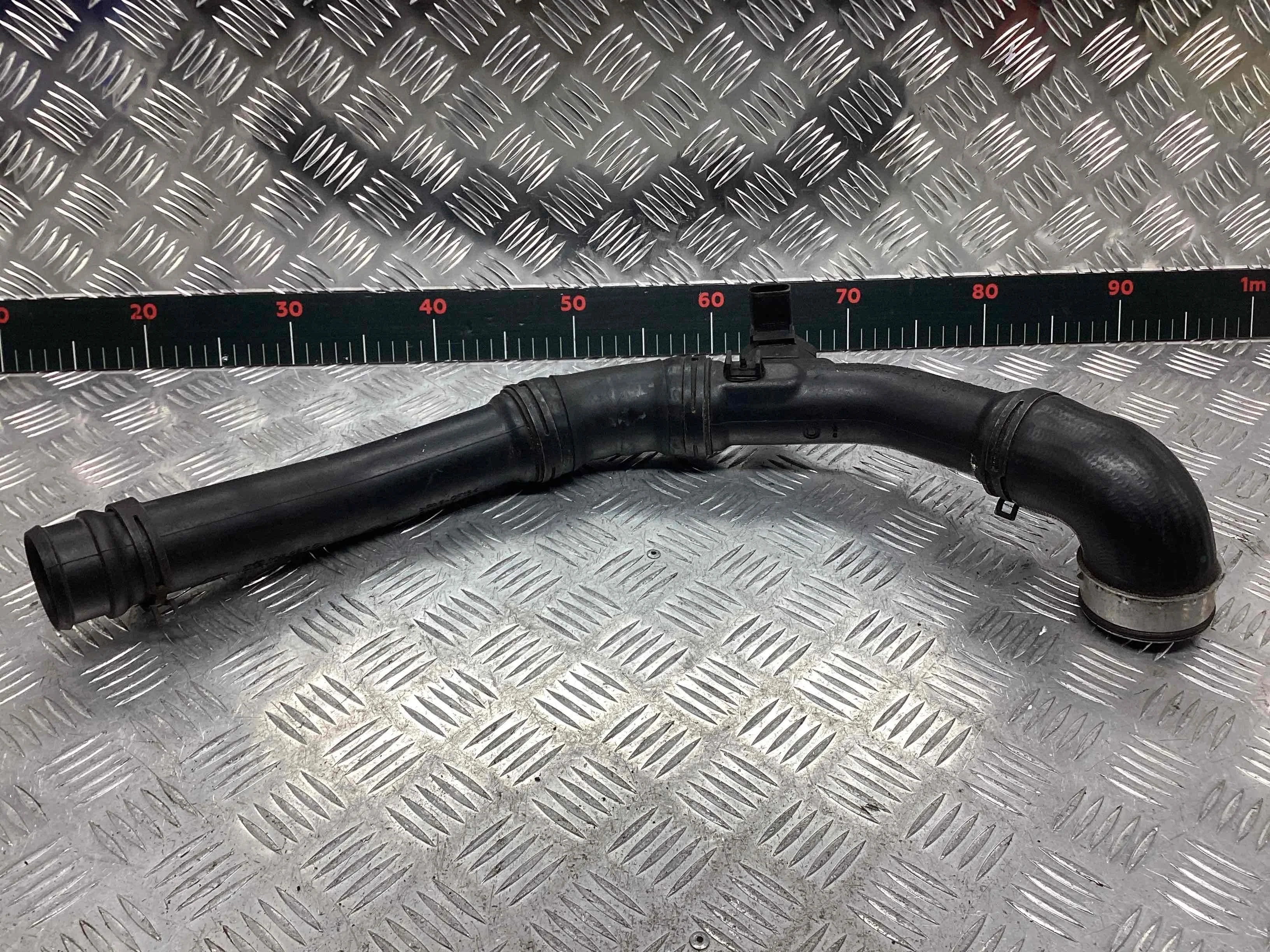 Патрубок интеркулера Volkswagen Sharan Sharan I (7M) 1995-2000 2000 1,9 TDi Дизель МКПП Минивэн.