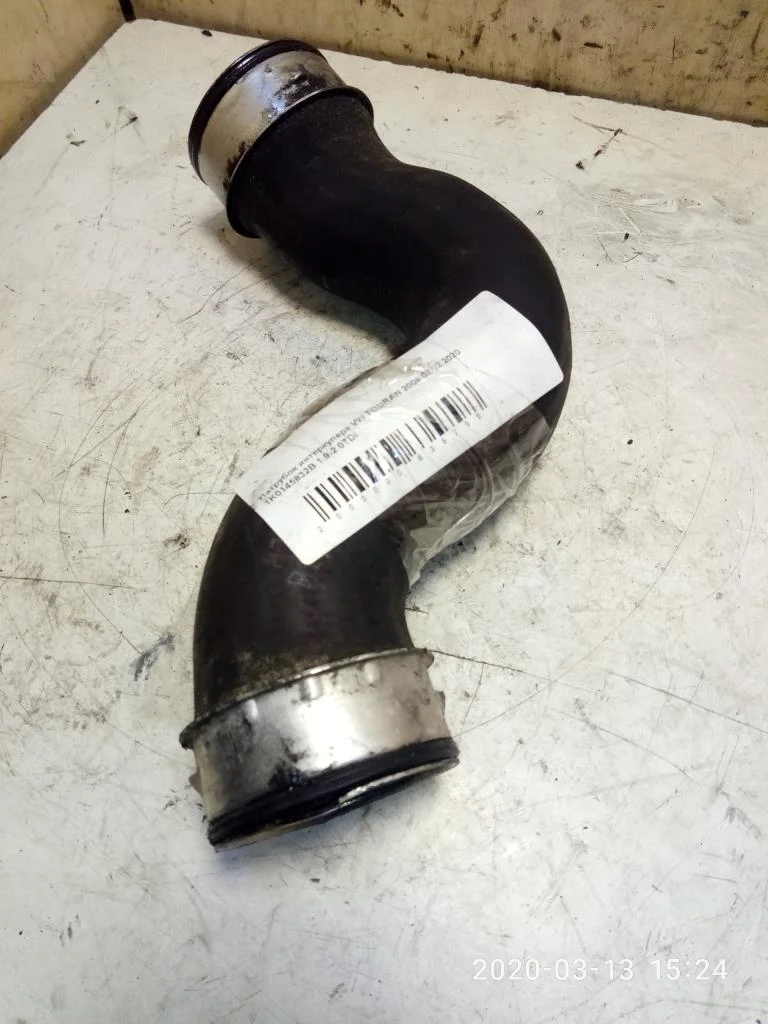 Патрубок интеркулера Volkswagen Touran Touran I (1T) 2003-2006 2006 1,9 TDi Дизель