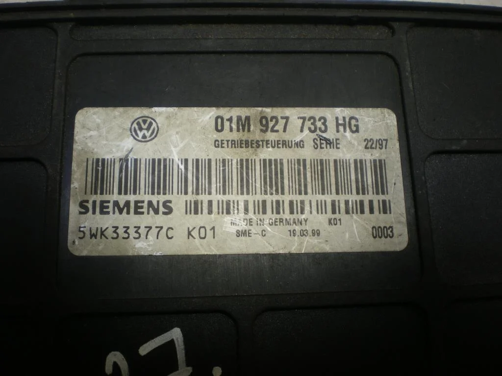 Блок управления АКПП Skoda Octavia Octavia A4 Tour (1U) 1996-2010 1999 1,6 i Бензин