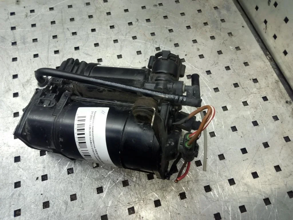 Компрессор пневмоподвески Mercedes E (W211) 2002-2006  2005 3,0 CDi Дизель АКПП Универсал.